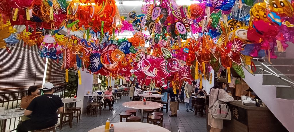 The lanterns and mooncakes are ready at Tai Tong Restaurant